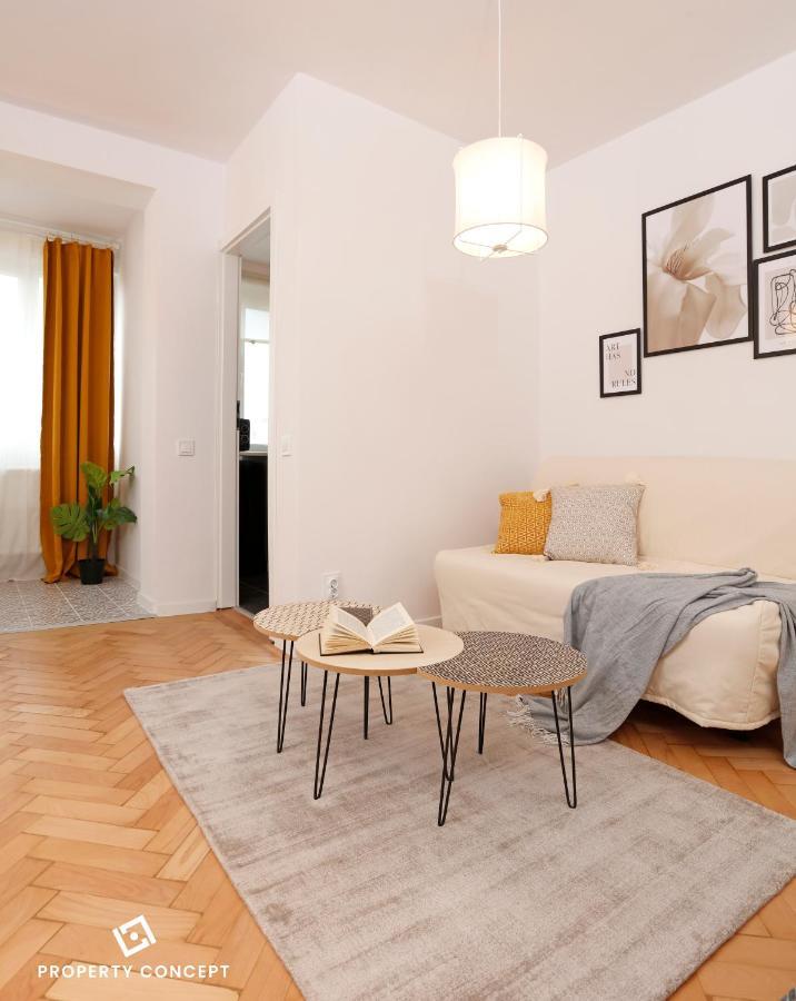 Appartement Chic Scandinavian Style Studio à Bucarest Extérieur photo